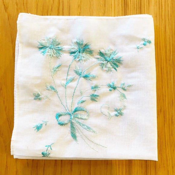 Vintage Handkerchief Hanky Embroidered Variegated Blue Flowers Bow Cotton 10" - Picture 1 of 5
